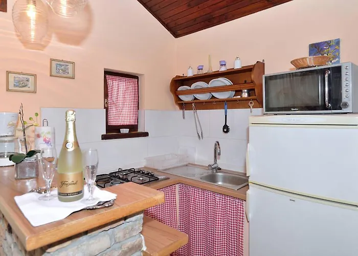 Nyaraló Rustic House With Private Swimming Pool *