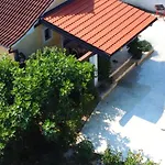 Rustic House With Private Swimming Pool Semesterbostad Pula