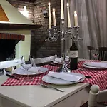 Semesterbostad Rustic House With Private Swimming Pool
